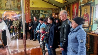 У Сумах провели в останню путь молодшого сержанта Юрія Живодьора