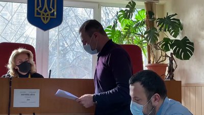 Прокуратура просить суд відпустити додому затриманих за напад на автобус ОПЗЖ під Харковом