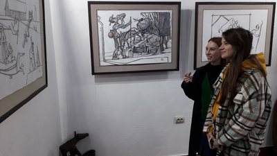 "Якщо себе не любиш, то і роботи любити не будеш". У Сумах відкрили виставку авторства Леонтія Костура "Якщо себе не любиш, то і роботи любити не будеш". У Сумах відкрили виставку авторства Леонтія Костура