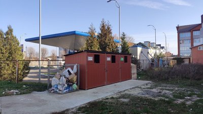 На Тернопільщині у громаді закупили прес для ПЕТ-пляшок На Тернопільщині у громаді закупили прес для ПЕТ-пляшок