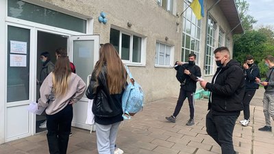 На Тернопільщині складають ЗНО з історії На Тернопільщині складають ЗНО з історії