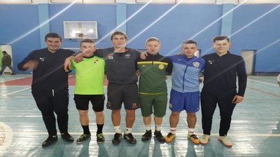 У міжнародному футбольному турнірі "Кубок сонця-5", який відбувся в Тернополі, перемогли канадці У міжнародному футбольному турнірі "Кубок сонця-5", який відбувся в Тернополі, перемогли канадці