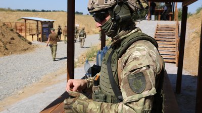 Вінницькі спецпризначенці вибороли перемогу в змаганнях зі стрільби Вінницькі спецпризначенці вибороли перемогу в змаганнях зі стрільби
