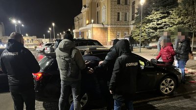 затримання на залізничному вокзалі у Тернополі