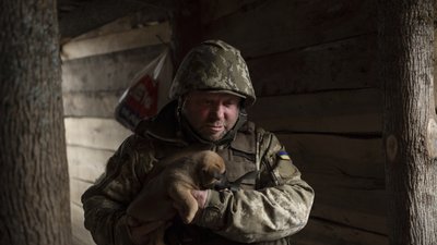 Нічна атака на Київ, вшанування пам'яті жертв Голодоморів, рішення про демобілізацію строковиків. 640 день війни. Онлайн