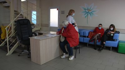 В Одесі почали вакцинувати людей старше 60 років В Одесі почали вакцинувати людей старше 60 років