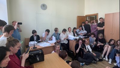 Суд визнав незаконним наказ Держкіно про реорганізацію "Довженко-Центру" Суд визнав незаконним наказ Держкіно про реорганізацію "Довженко-Центру"