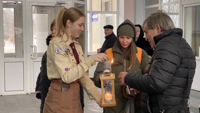 У Полтаву привезли Вифлеємський вогонь миру: що це таке