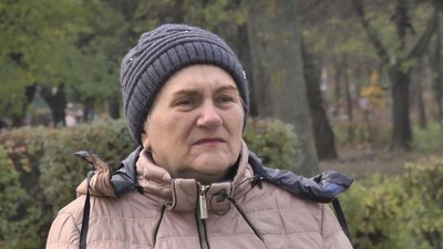 Надягли браслети-обереги і читали "Отче Наш": переселенці з Херсона – про життя в окупації та виїзд до Луцька Надягли браслети-обереги і читали "Отче Наш": переселенці з Херсона – про життя в окупації та виїзд до Луцька