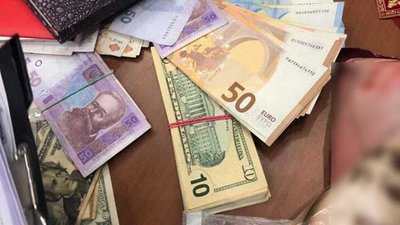 В Одесі подружжя підозрюють в організації мережі борделів