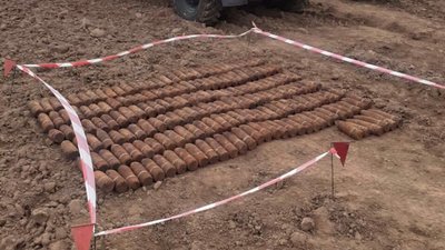 На півдні Одеської області серед поля знайшли майже 200 вибухонебезпечних боєприпасів