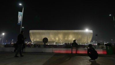 "Це не вільна та демократична країна". Катарські охоронці перервали роботу данських журналістів на ЧС-2022