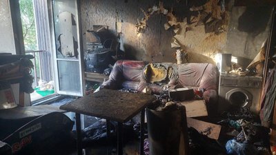 Намагався вибратися з квартири: в Ужгороді під час пожежі травмувався чоловік Намагався вибратися з квартири: в Ужгороді під час пожежі травмувався чоловік