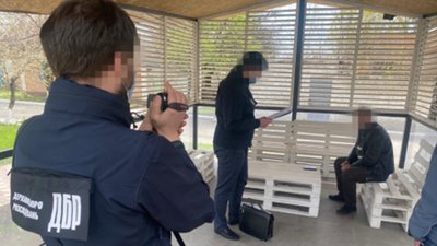 На Кіровоградщині судитимуть керівника "Укртрансбезпеки", який отримував хабар від перевізників На Кіровоградщині судитимуть керівника "Укртрансбезпеки", який отримував хабар від перевізників