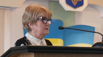 У Рівному на землі атовців провели газопровід та дорогу. Як реагує влада У Рівному на землі атовців провели газопровід та дорогу. Як реагує влада