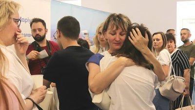 У Калуші на Івано-Франківщині відкрили центр підтримки переселенців "Я — Маріуполь"