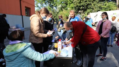 "Побачив? Прибери": у Львові триває акція до Всесвітнього дня прибирання "Побачив? Прибери": у Львові триває акція до Всесвітнього дня прибирання