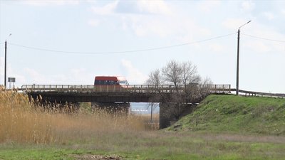 На Миколаївщині відбудовують новий міст На Миколаївщині відбудовують новий міст