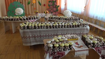 Великодні паски та обереги для захисників України виготовили у 31 дитсадку Житомира Великодні паски та обереги для захисників України виготовили у 31 дитсадку Житомира