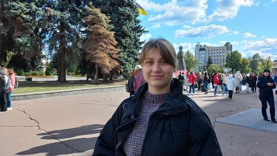 "Стежка ментального здоров'я": у Житомирі влаштували інтерактивний вуличний інвент "Стежка ментального здоров'я": у Житомирі влаштували інтерактивний вуличний інвент