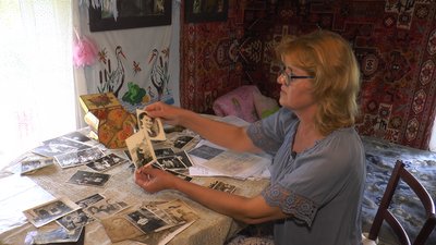 Надія Костіна в батьківські хаті Надія Костіна в батьківські хаті