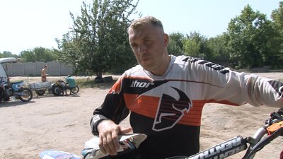 "Траса дуже складна": під Полтавою готуються до змагань з мотокросу "Траса дуже складна": під Полтавою готуються до змагань з мотокросу