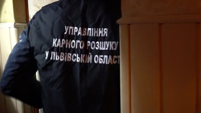 Поліція оголосила у розшук третього підозрюваного у розбійному нападі на Львівщині