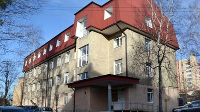 Центр обліку та нічного перебування бездомних закрили на обсервацію: у відвідувача виявили COVID-19