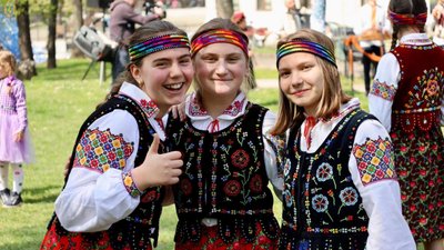У Львові для дітей-переселенців влаштували "Гаївки на Валах"