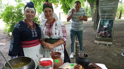 "ЕтноСильні": на фестивалі у Бердичеві збирали кошти для ЗСУ "ЕтноСильні": на фестивалі у Бердичеві збирали кошти для ЗСУ