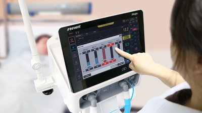 З початку року лікарні Херсонщини закупили 31 апарат штучної вентиляції легень