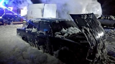 У Миколаєві горів мікроавтобус У Миколаєві горів мікроавтобус