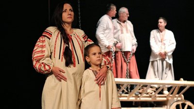 Акторка з Маріуполя працює для черкащан Акторка з Маріуполя працює для черкащан