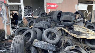 СТО після ракетного удару СТО після ракетного удару