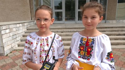 В Івано-Франківську на ярмарку збирали гроші для студентів Прикарпатського університету, які воюють у ЗСУ В Івано-Франківську на ярмарку збирали гроші для студентів Прикарпатського університету, які воюють у ЗСУ