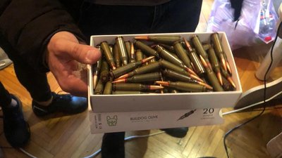 На Миколаївщині чоловіка підозрюють у торгівлі боєприпасами