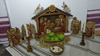 Дідух заввишки 2 метри: у Херсоні відкрили виставку "Солом'яне Різдво" Дідух заввишки 2 метри: у Херсоні відкрили виставку "Солом'яне Різдво"