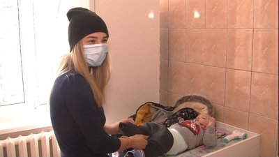 На Волині від поліомієліту мають вакцинувати 5 900 дітей до шести років На Волині від поліомієліту мають вакцинувати 5 900 дітей до шести років