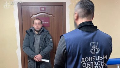 Затримали залізничника, який передавав дані про переміщення техніки ЗСУ у Слов'янську