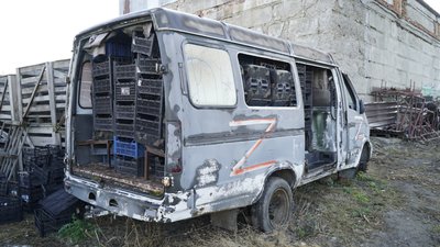 "Працювало понад 150 людей, зараз — до 20": як у Балаклії відновлюють ферму після окупації "Працювало понад 150 людей, зараз — до 20": як у Балаклії відновлюють ферму після окупації