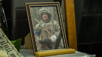 На Тернопільщині попрощалися із трьома військовослужбовцями