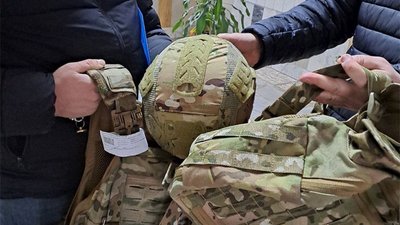 У столиці викрали військове спорядження та медикаменти з волонтерської автівки