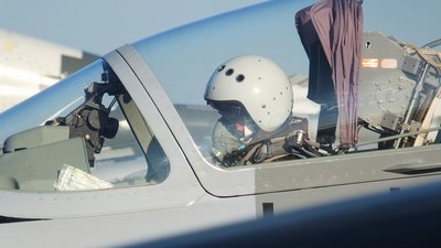 У небі над Луцьком відбулася льотна зміна пілотів тактичної авіації У небі над Луцьком відбулася льотна зміна пілотів тактичної авіації