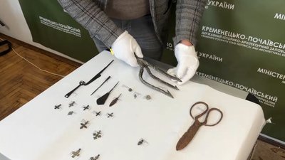 артефакти, давні предмети
