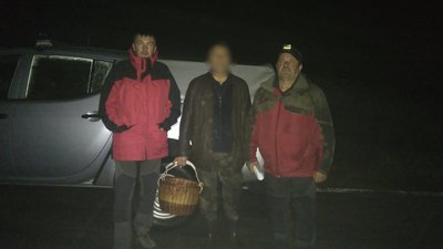 Рятувальники розшукали грибника з Києва, який заблукав у Карпатах