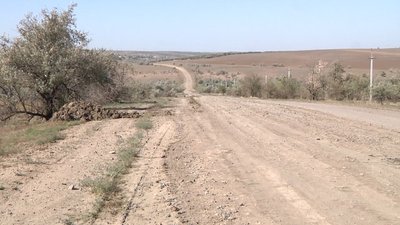 Марафон "Місцеві": дорогу на Одещині не ремонтують понад двадцять років Марафон "Місцеві": дорогу на Одещині не ремонтують понад двадцять років
