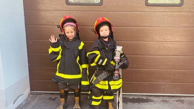В ігровій формі вивчали правила безпеки: у Черкасах рятувальники влаштували екскурсію для дітей