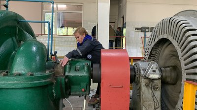 У Харкові водонасосні станції забезпечили генераторами на випадок вимкнення світла У Харкові водонасосні станції забезпечили генераторами на випадок вимкнення світла