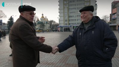 Перша присяга в незалежній Україні: хроніки та спогади військових з Рівного Перша присяга в незалежній Україні: хроніки та спогади військових з Рівного