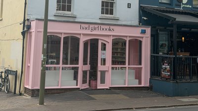 Книгарня Bad Girl Books